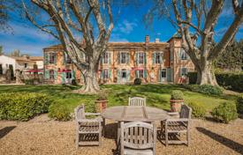 18 dormitorio villa en Arles, Francia. 4 900 000 €
