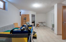 6 dormitorio casa de pueblo 398 m² en Žminj, Croacia. 850 000 €