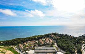 4 dormitorio adosado 169 m² en Lloret de Mar, España. 592 000 €