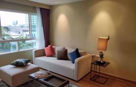 2-dormitorio apartamentos en condominio en Khlong Toei, Tailandia. $253 000