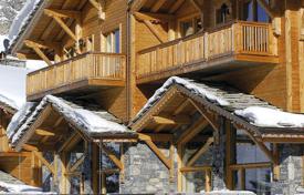 12 dormitorio chalet en Val d'Isere, Francia. 23 400 €  por semana