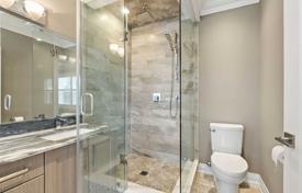12 dormitorio casa de pueblo en Scarborough, Canadá. C$2 623 000
