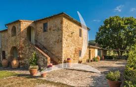 4 dormitorio villa 465 m² en Radicondoli, Italia. 990 000 €