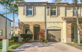 3 dormitorio casa de pueblo 165 m² en Homestead, Estados Unidos. $456 000