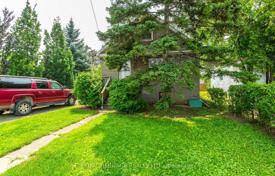 7 dormitorio casa de pueblo en Etobicoke, Canadá. C$1 416 000
