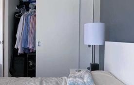 2 dormitorio piso en Simcoe Street, Canadá. C$1 156 000