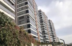 4 dormitorio piso 245 m² en Başakşehir, Turquía. $389 000