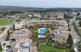 3 dormitorio ático en Pafos, Chipre. 390 000 €
