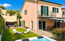 9 dormitorio villa en Chiavari, Italia. 2 550 000 €