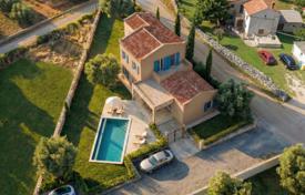 5 dormitorio casa de pueblo 186 m² en Labin, Croacia. 350 000 €