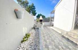 Villa – Marbella, Andalucía, España. 350 000 €