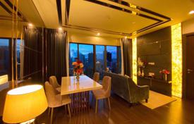 2-dormitorio apartamentos en condominio en Watthana, Tailandia. $245 000