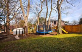6 dormitorio casa de pueblo en North York, Canadá. C$2 133 000