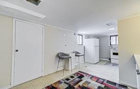 11 dormitorio casa de pueblo en North York, Canadá. C$2 288 000