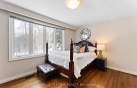 10 dormitorio casa de pueblo en North York, Canadá. C$2 185 000