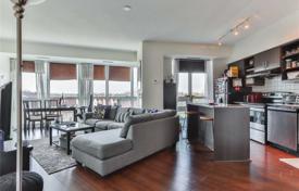 2 dormitorio piso en East York, Canadá. C$726 000
