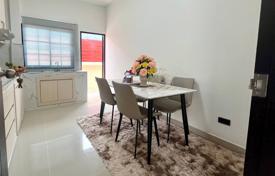 3 dormitorio villa 268 m² en Pattaya, Tailandia. $142 000