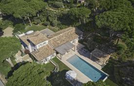7 dormitorio villa en Saint-Tropez, Francia. 55 000 €  por semana