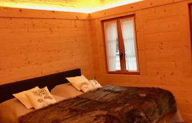 3 dormitorio adosado en Gstaad, Suiza. Price on request