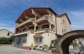 19 dormitorio casa de pueblo 570 m² en Vodice, Croacia. 1 550 000 €