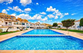 3 dormitorio piso 67 m² en Torrevieja, España. 250 000 €