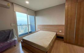 1-dormitorio apartamentos en condominio en Phaya Thai, Tailandia. $154 000