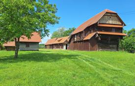 7 dormitorio casa de pueblo 183 m² en Sisak-Moslavina County, Croacia. 115 000 €