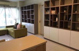 2-dormitorio apartamentos en condominio en Bangkapi, Tailandia. $213 000