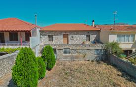 2 dormitorio casa de pueblo 193 m² en Peloponeso, Grecia. Price on request