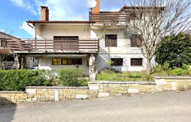 6 dormitorio casa de pueblo 250 m² en Pazin, Croacia. 330 000 €