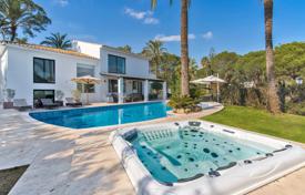 Villa – Málaga, Andalucía, España. 8 800 €  por semana
