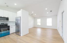 4 dormitorio casa de pueblo 142 m² en Miami, Estados Unidos. $500 000