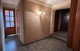 5 dormitorio piso 164 m² en Tiflis, Georgia. $155 000