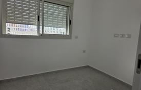 4 dormitorio piso 100 m² en Tel Aviv, Israel. $2 179 000