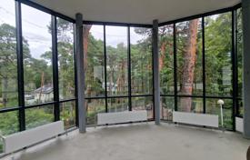 3 dormitorio piso 202 m² en Dzintaru prospekts, Letonia. 350 000 €