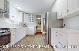 15 dormitorio casa de pueblo en Scarborough, Canadá. C$1 758 000