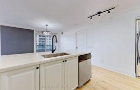 5 dormitorio piso en North York, Canadá. C$1 217 000