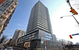 2 dormitorio piso en Yonge Street, Canadá. C$917 000