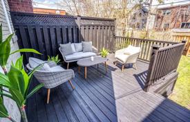 7 dormitorio casa de pueblo en Old Toronto, Canadá. C$1 548 000
