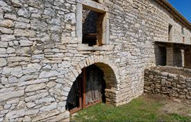 2 dormitorio casa de pueblo 80 m² en Šišan, Croacia. 59 000 €