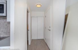 2 dormitorio piso en Queen Street West, Canadá. C$935 000