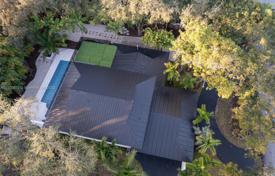 Casa de pueblo – Pinecrest, Florida, Estados Unidos. $2 500 000