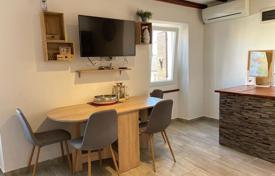 2 dormitorio piso 110 m² en Rovinj, Croacia. 570 000 €