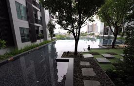 2-dormitorio apartamentos en condominio en Khlong Toei, Tailandia. $338 000