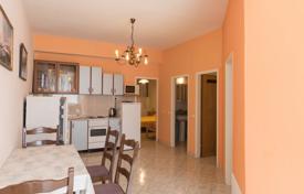 4 dormitorio piso 99 m² en Vodice, Croacia. 230 000 €