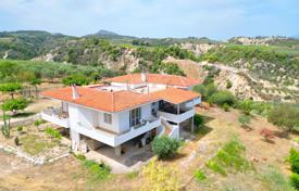 3 dormitorio villa 252 m² en Peloponeso, Grecia. 250 000 €