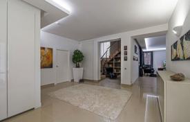 7 dormitorio adosado 455 m² en Old Riga, Letonia. 740 000 €