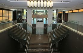 5 dormitorio piso en Etobicoke, Canadá. C$824 000