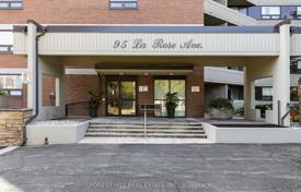 5 dormitorio piso en Etobicoke, Canadá. C$871 000