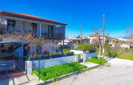 4 dormitorio casa de pueblo 232 m² en Peloponeso, Grecia. 290 000 €